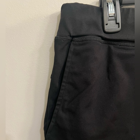 Alphalete - Premium Short - Black & Gold - XL - Picture 6 of 8